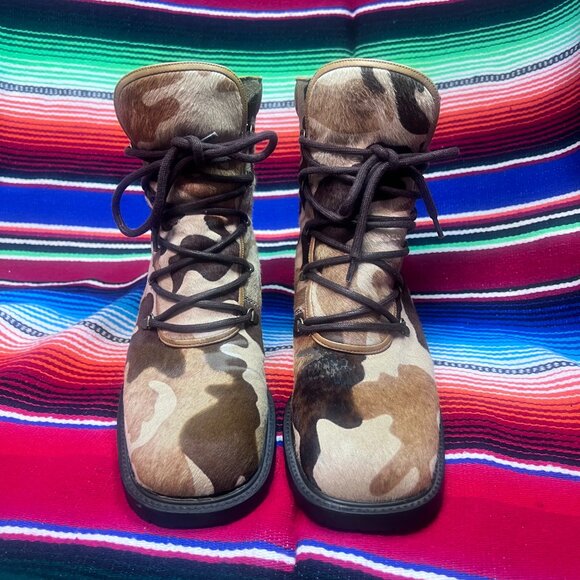 Stuart Weitzman Ankle Boots, size 7.5, Camo/cowprint - Picture 3 of 14